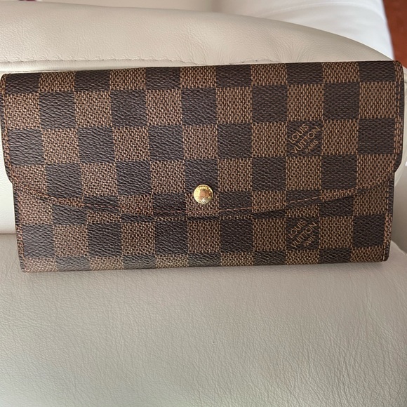 Louis Vuitton Handbags - Louis Vuitton Damier Ebene Wallet